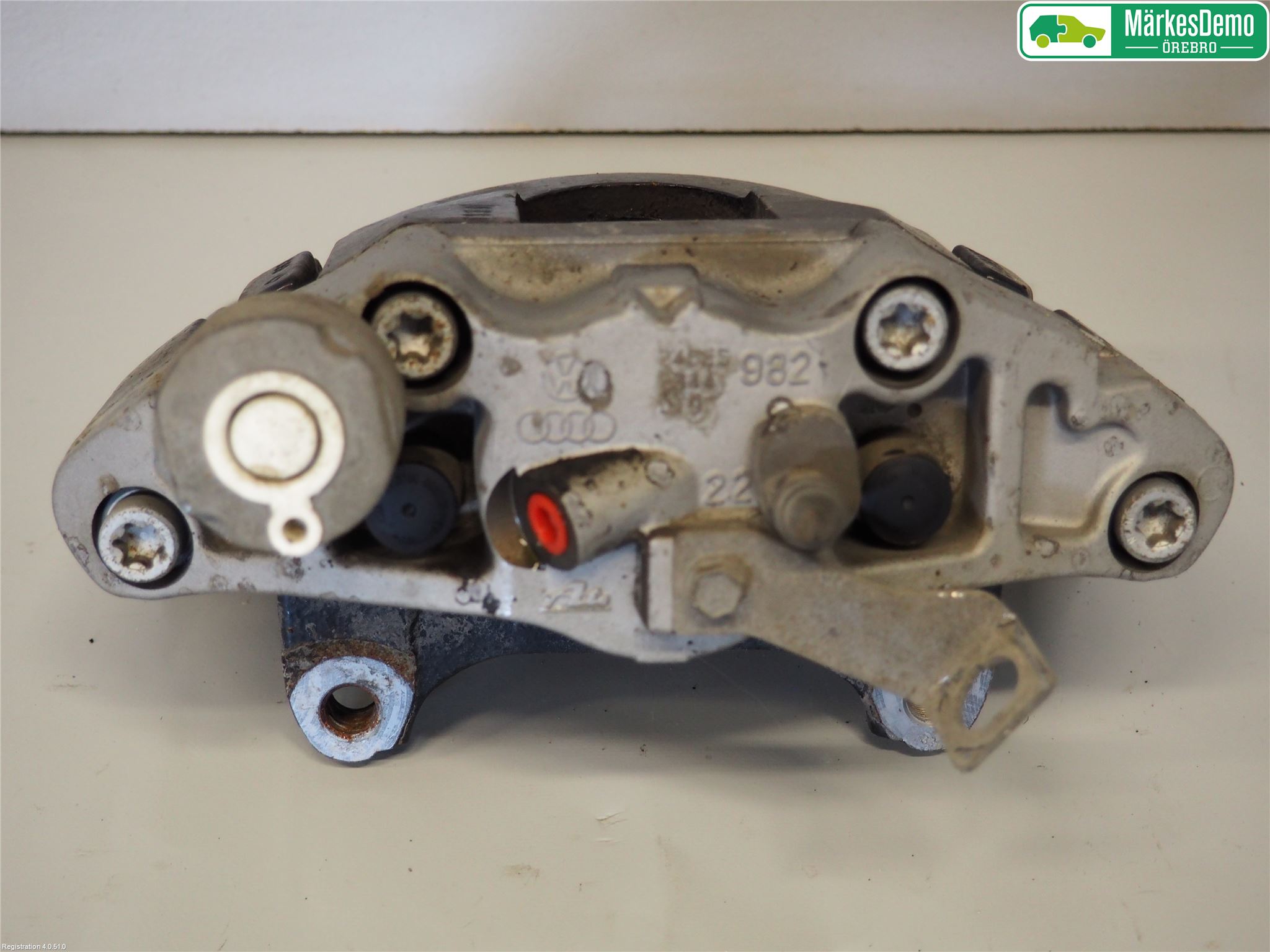 Volkswagen VW SCIROCCO 09-17 Bromsok Fram Höger