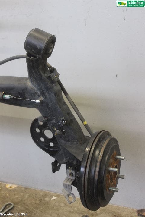 Kia RIO 17- Bakaxelbalk