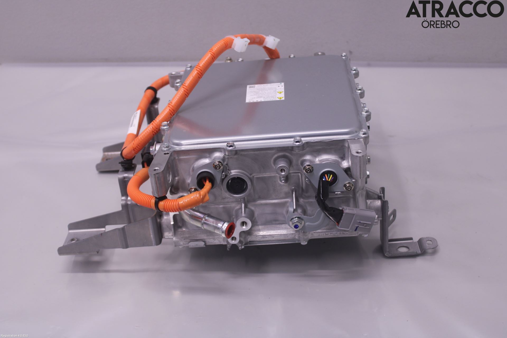 Mitsubishi OUTLANDER 13-21 Batteriladdare Högspänning