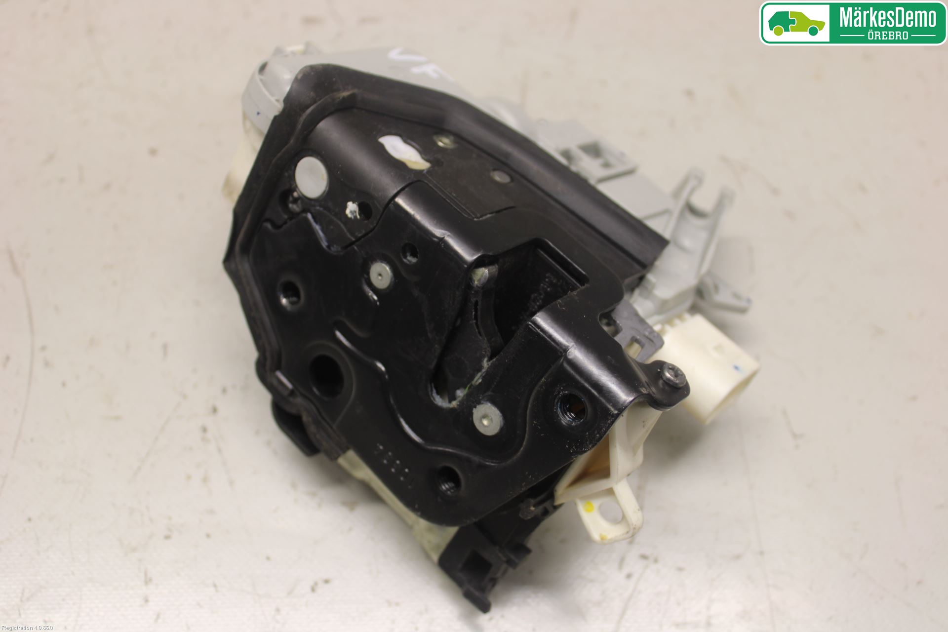 Audi A6/S6 4G 11-18 Låskista-Dörrlås