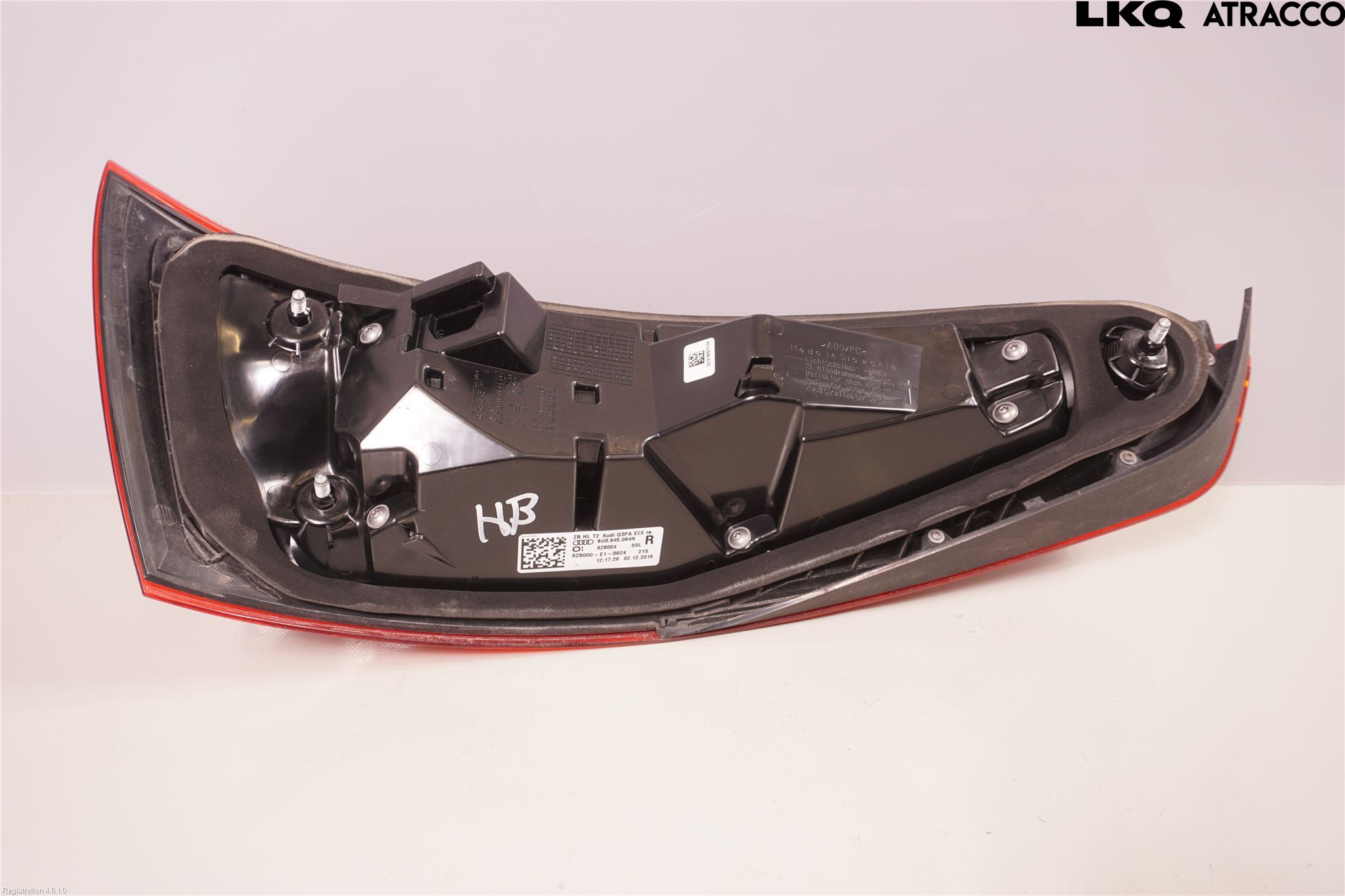 Audi Q3 8U 12-18 Bakljus Lucka Hö