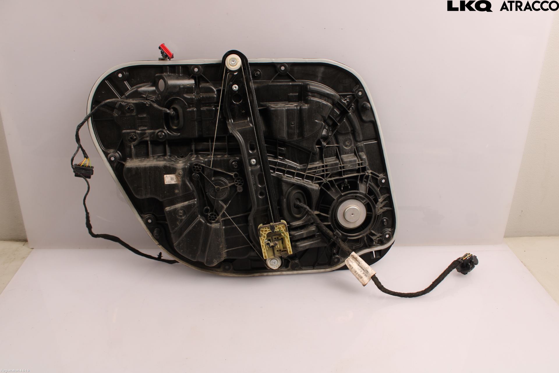 Volvo V90 17->> Fönsterhissmekanism