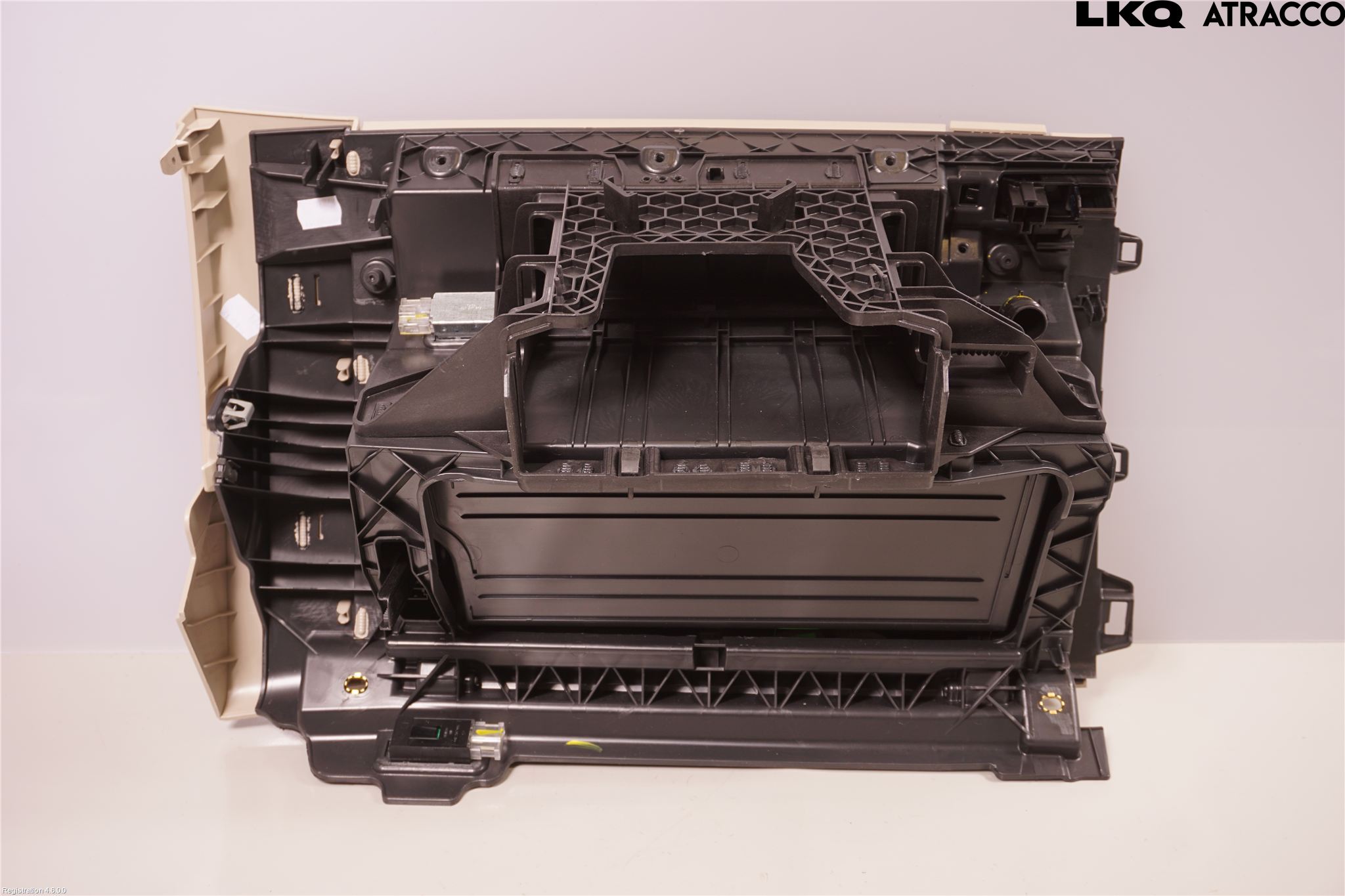 Skoda KODIAQ 17-24 Handskfack