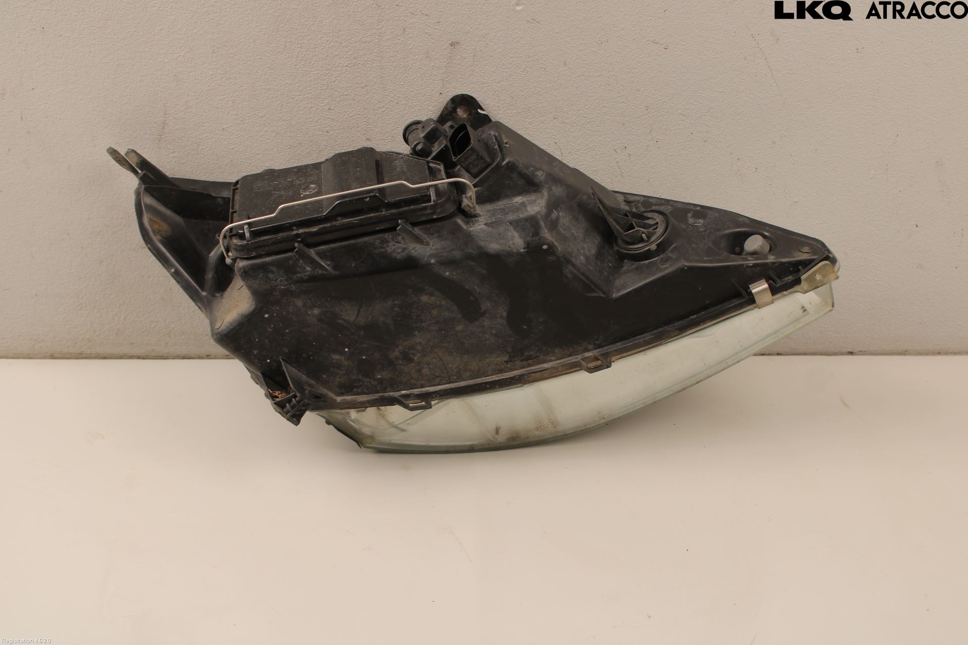 Ford FOCUS     99-04 Strålkastare Vänster