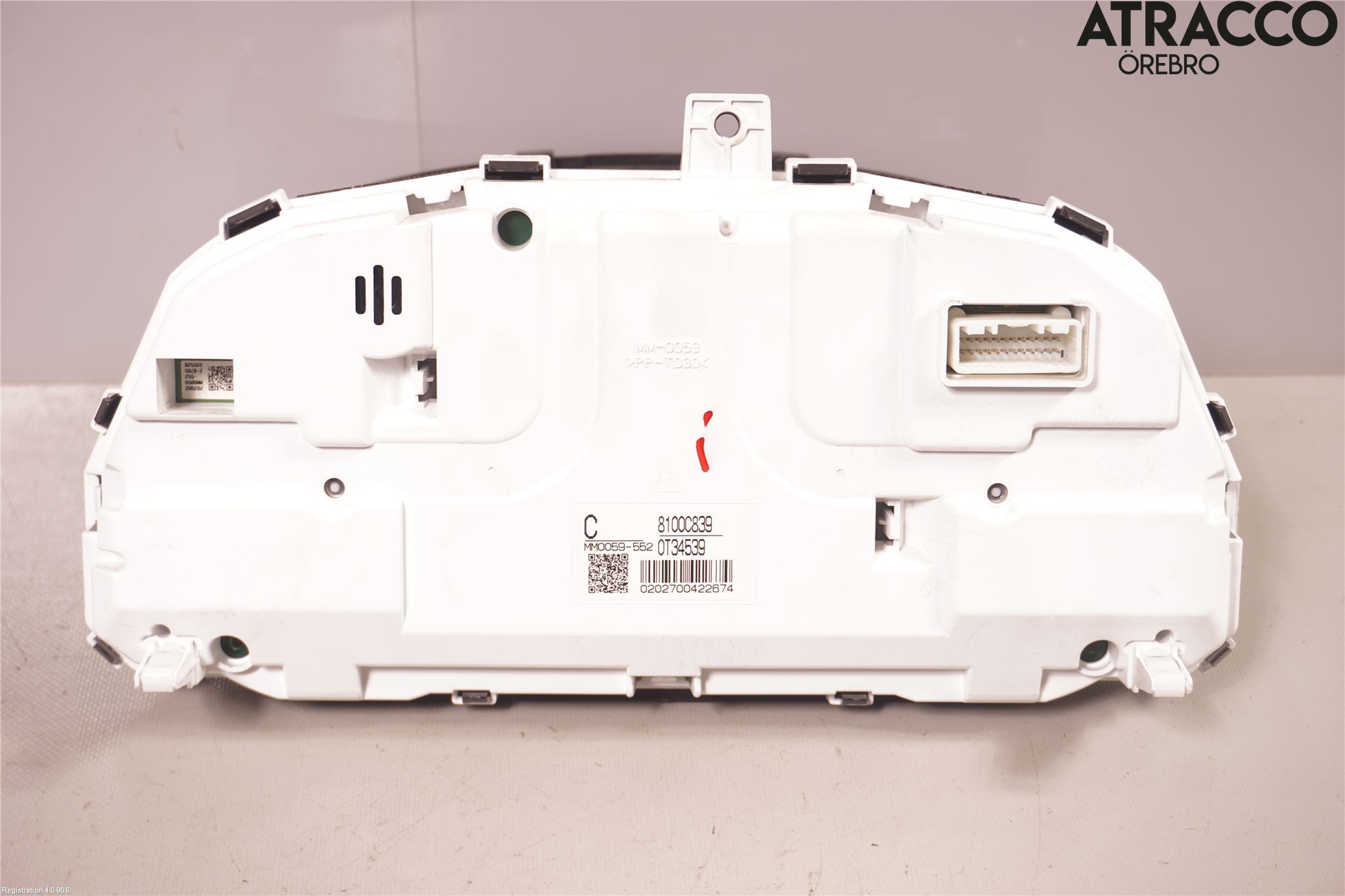 Mitsubishi OUTLANDER 13-21 Instrument Komb