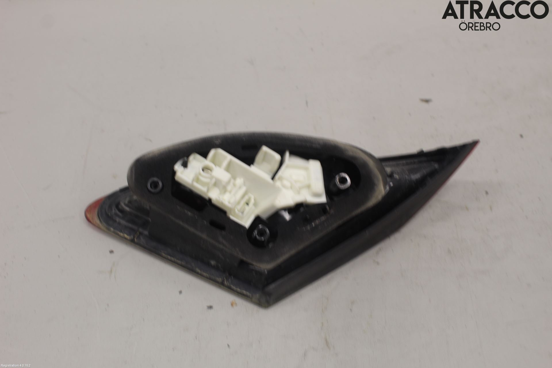 Opel ASTRA J 10-15 Bakljus Lucka Vä