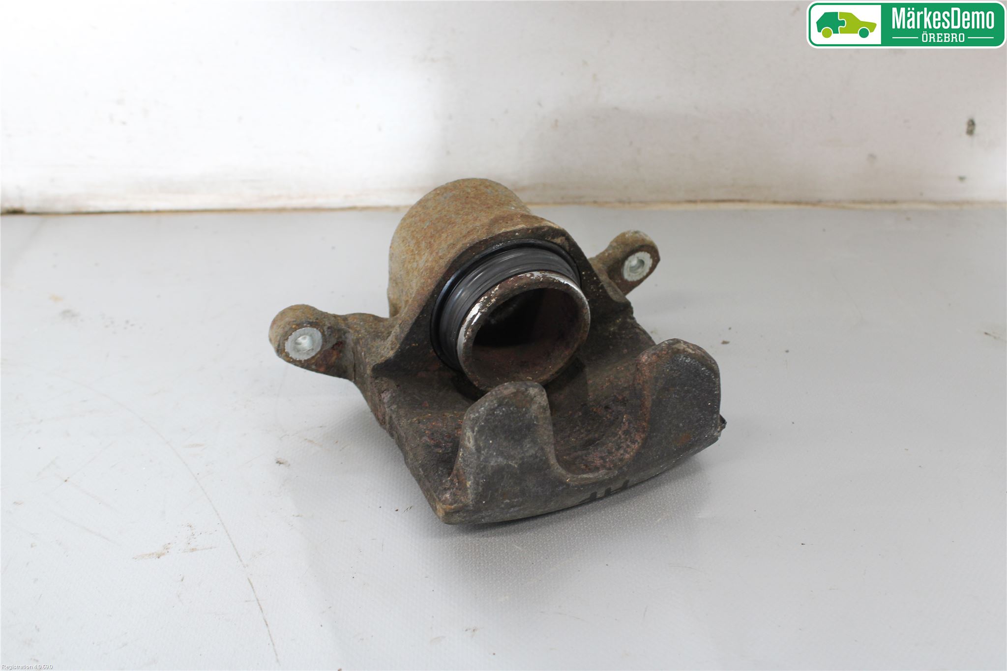 Nissan JUKE 10-14 Bromsok Fram Höger