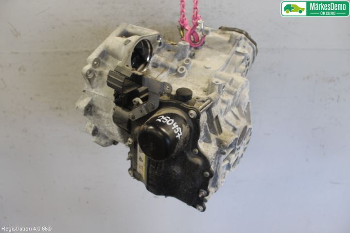 Volkswagen VW POLO 10-17 Växellåda Automat