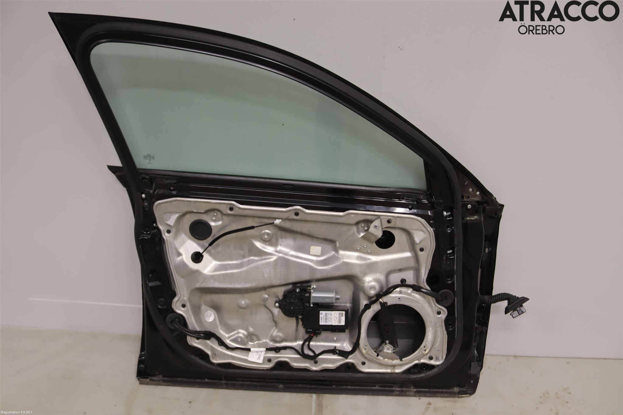 Audi A8/S8 4E  02-09 Dörr Fram Vänster