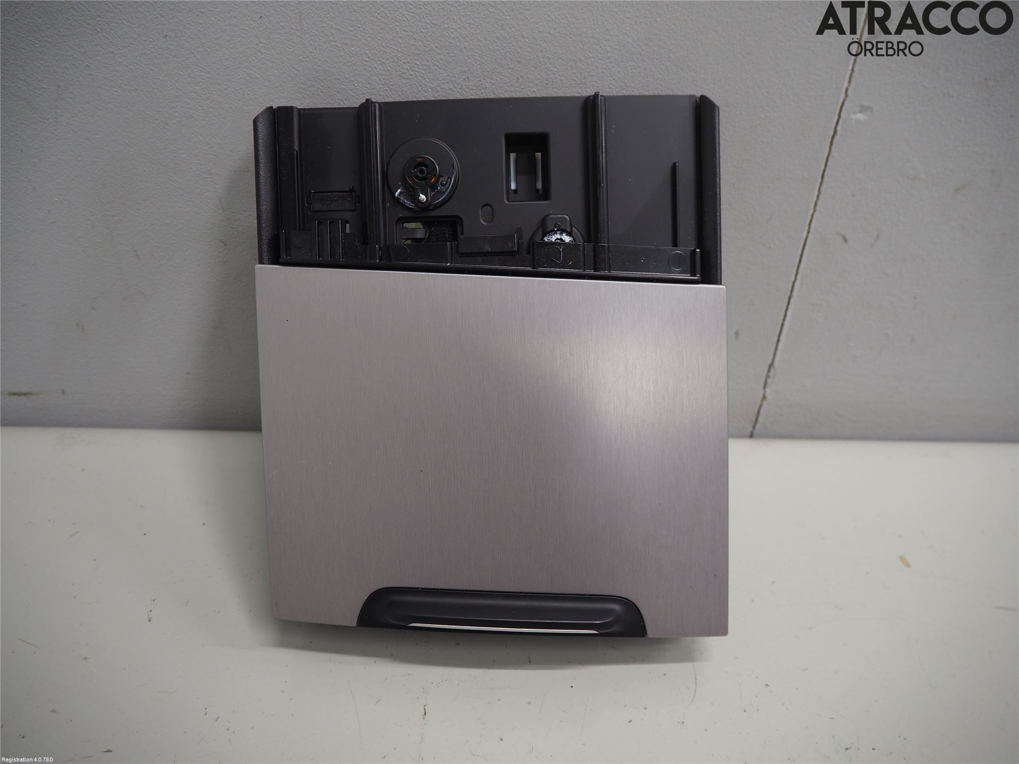 Kia OPTIMA 16-20 Instrumentbräda Förvaringsfack