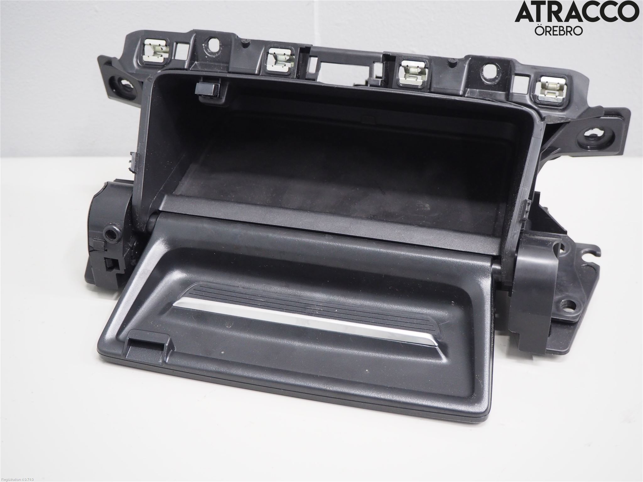 Peugeot 2008 13-20 Instrumentbräda Förvaringsfack