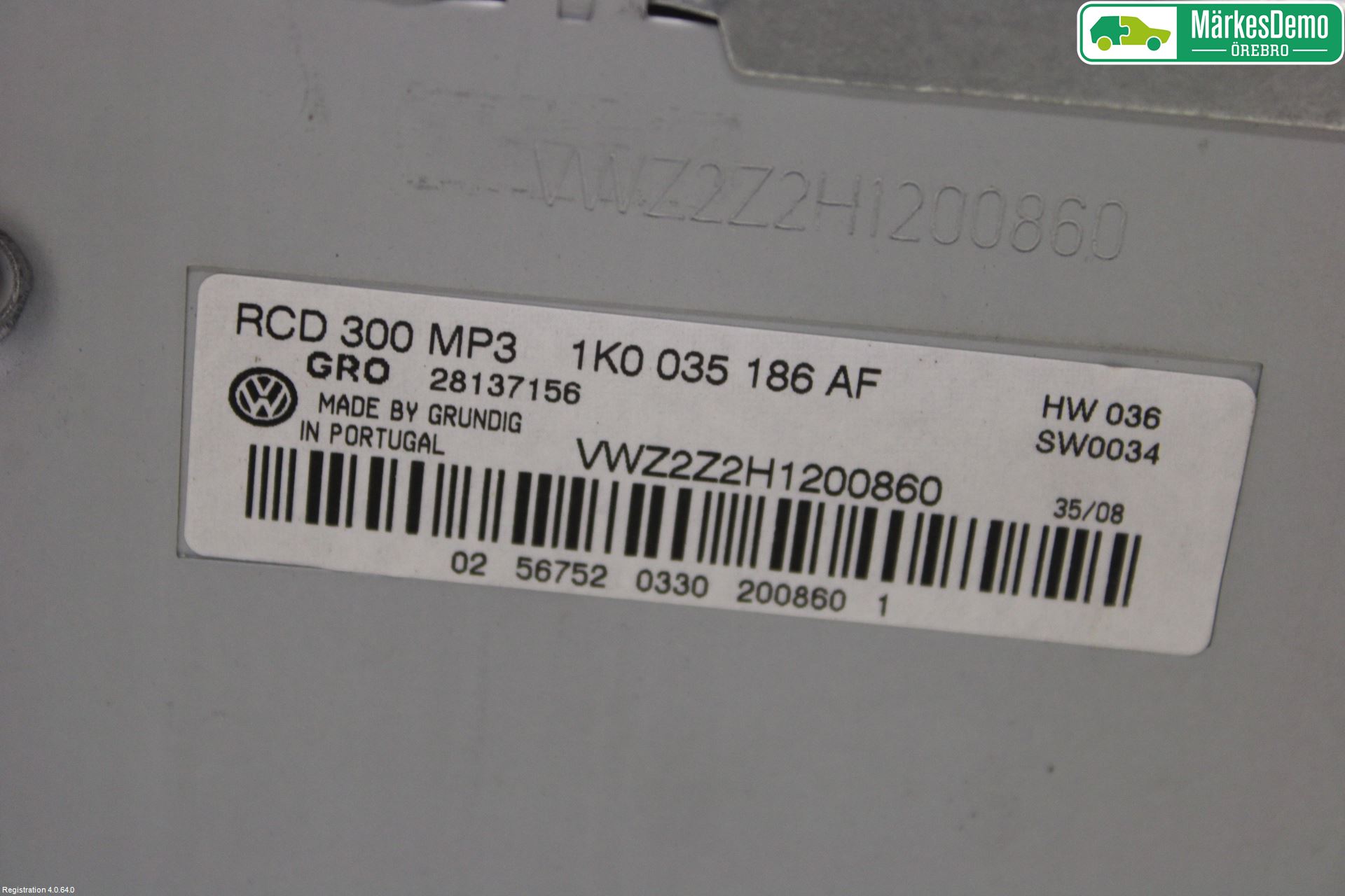 Volkswagen VW CADDY      04-10 Cd Radio - Multimediapanel