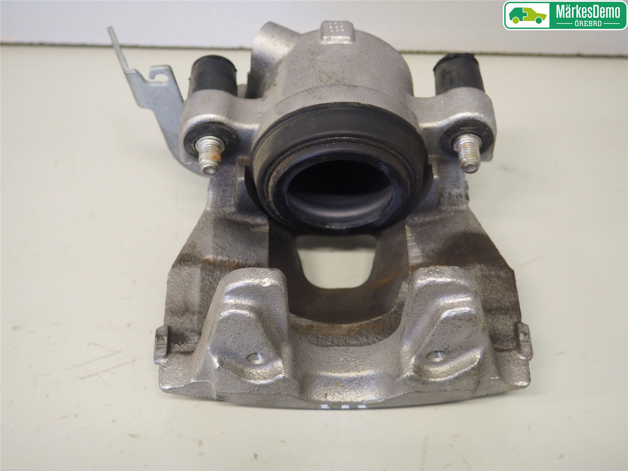 Audi A4/S4 B9 16-19 Bromsok Fram Höger