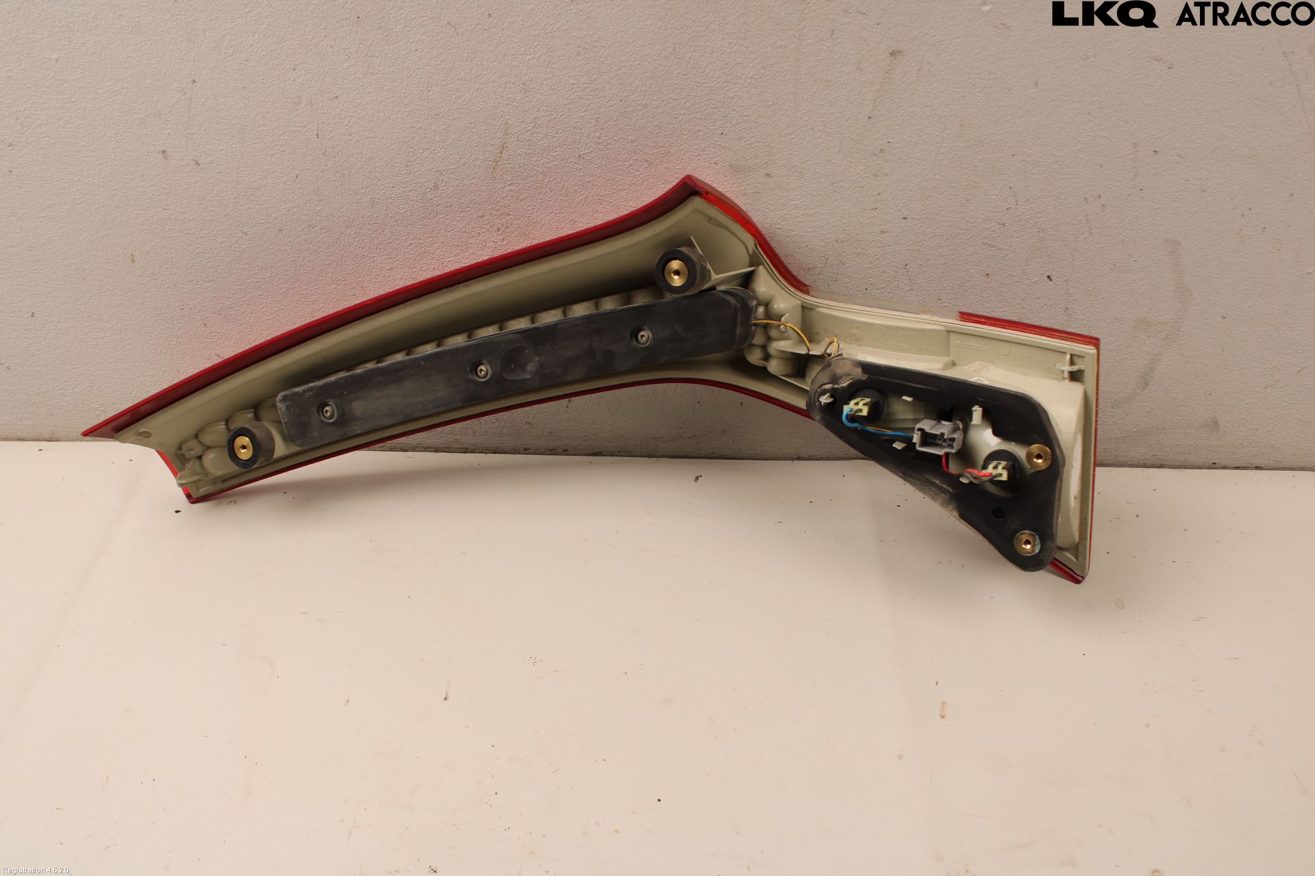 Volvo V70 08-13 Bakljus Lucka Vä