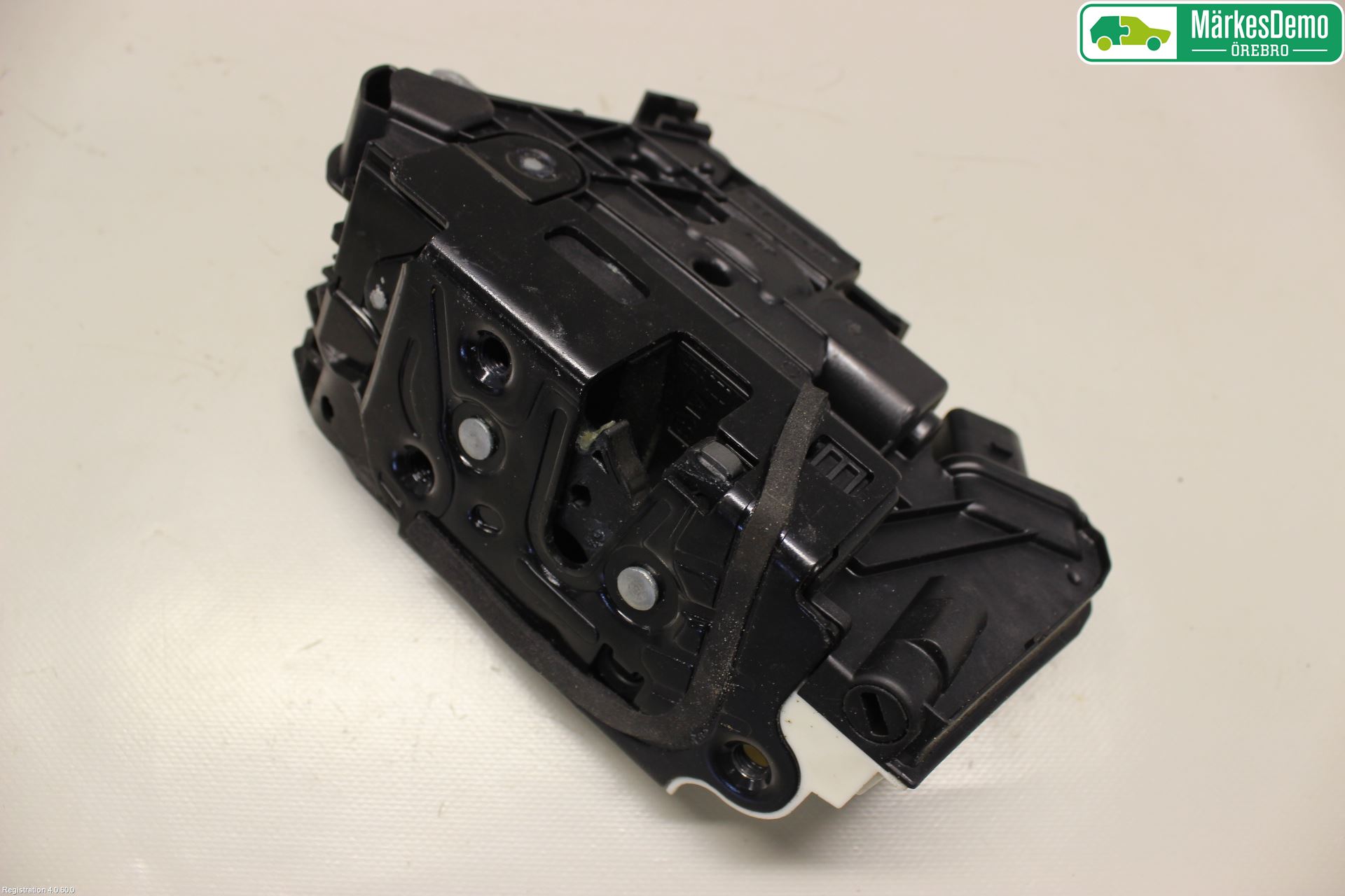 Skoda SUPERB 09-15 Låskista-Dörrlås