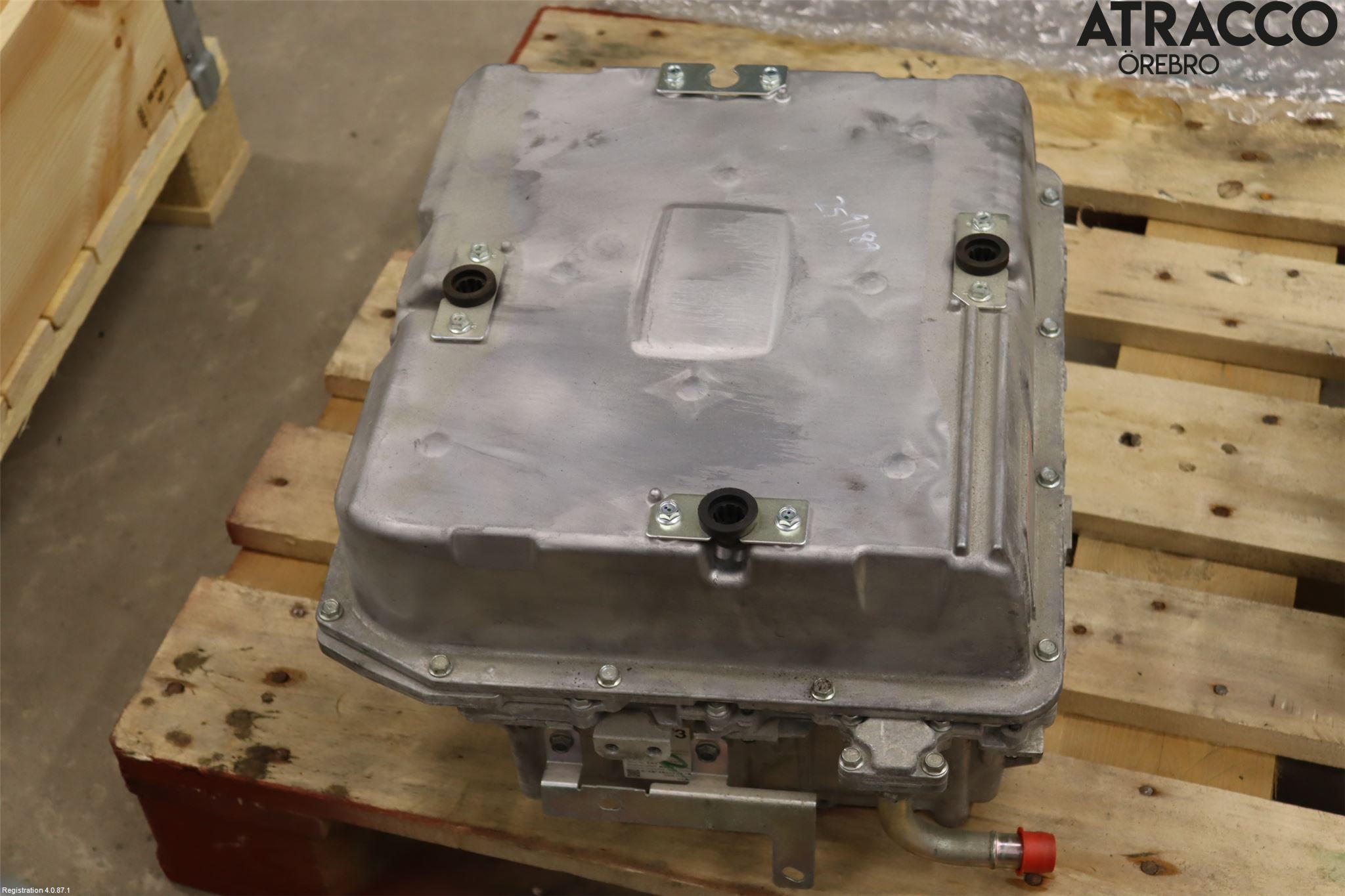 Nissan LEAF 18- Converter