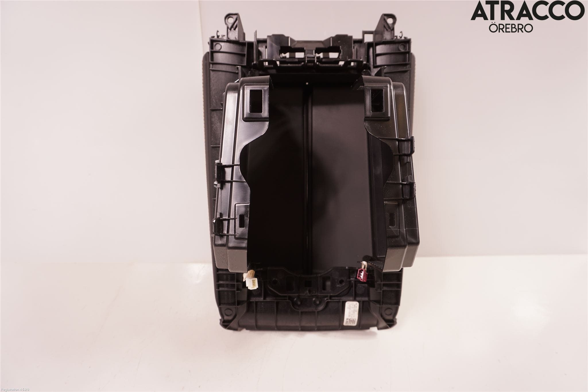 BMW X5 G05 18- Inredning Armstöd