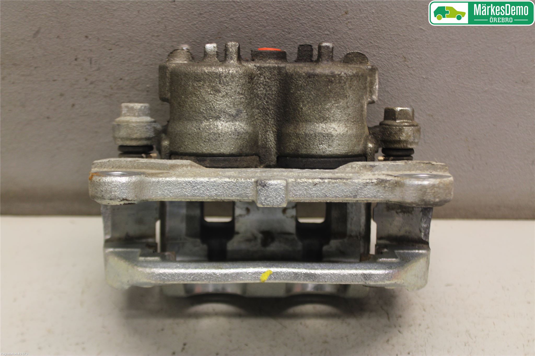 Mitsubishi OUTLANDER 13-21 Bromsok Fram Vänster