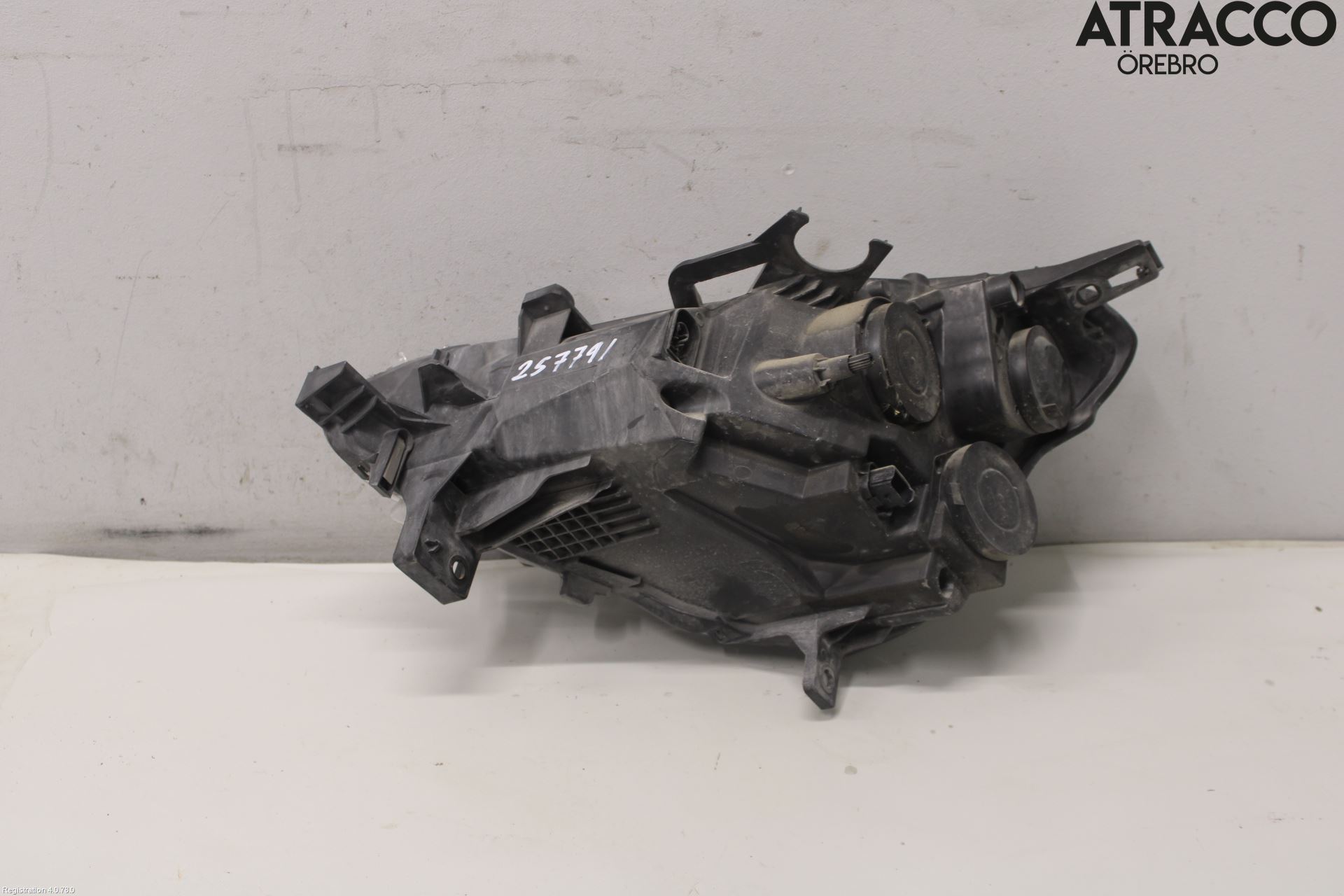 Citroen BERLINGO 08-18 Strålkastare Höger