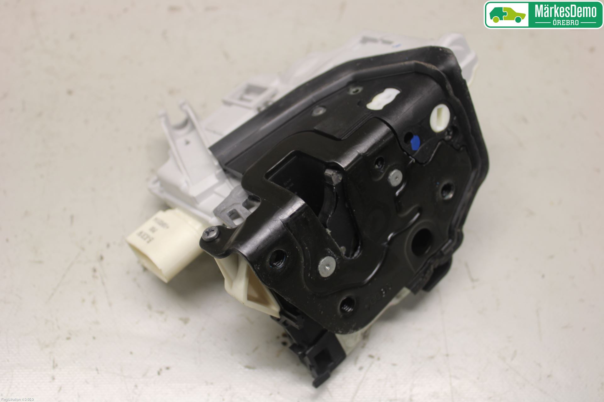 Audi A6/S6 4G 11-18 Låskista-Dörrlås