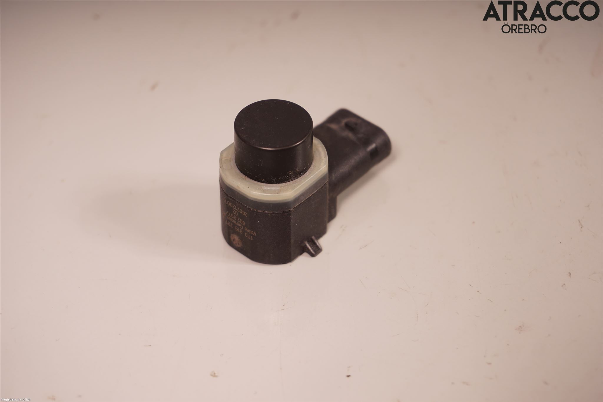 Volkswagen VW PASSAT 11-14 Parkeringshjälp Frontsensor