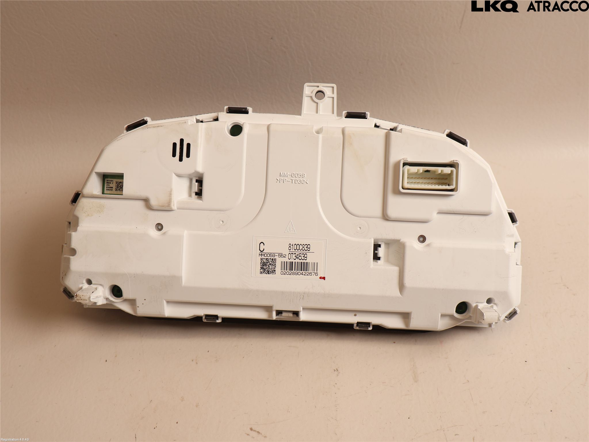 Mitsubishi OUTLANDER 13-21 Instrument Komb