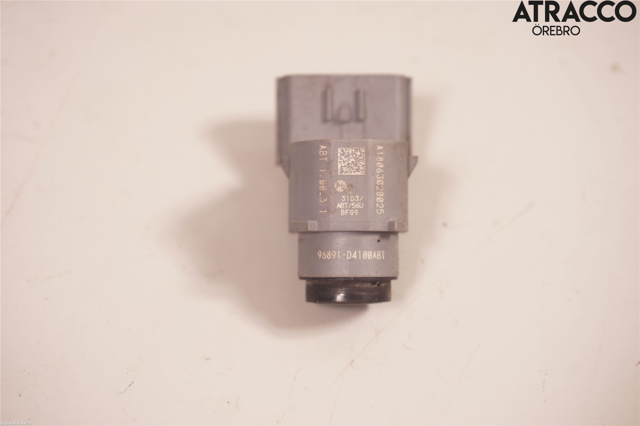 Kia OPTIMA 16-20 Parkeringshjälp Frontsensor