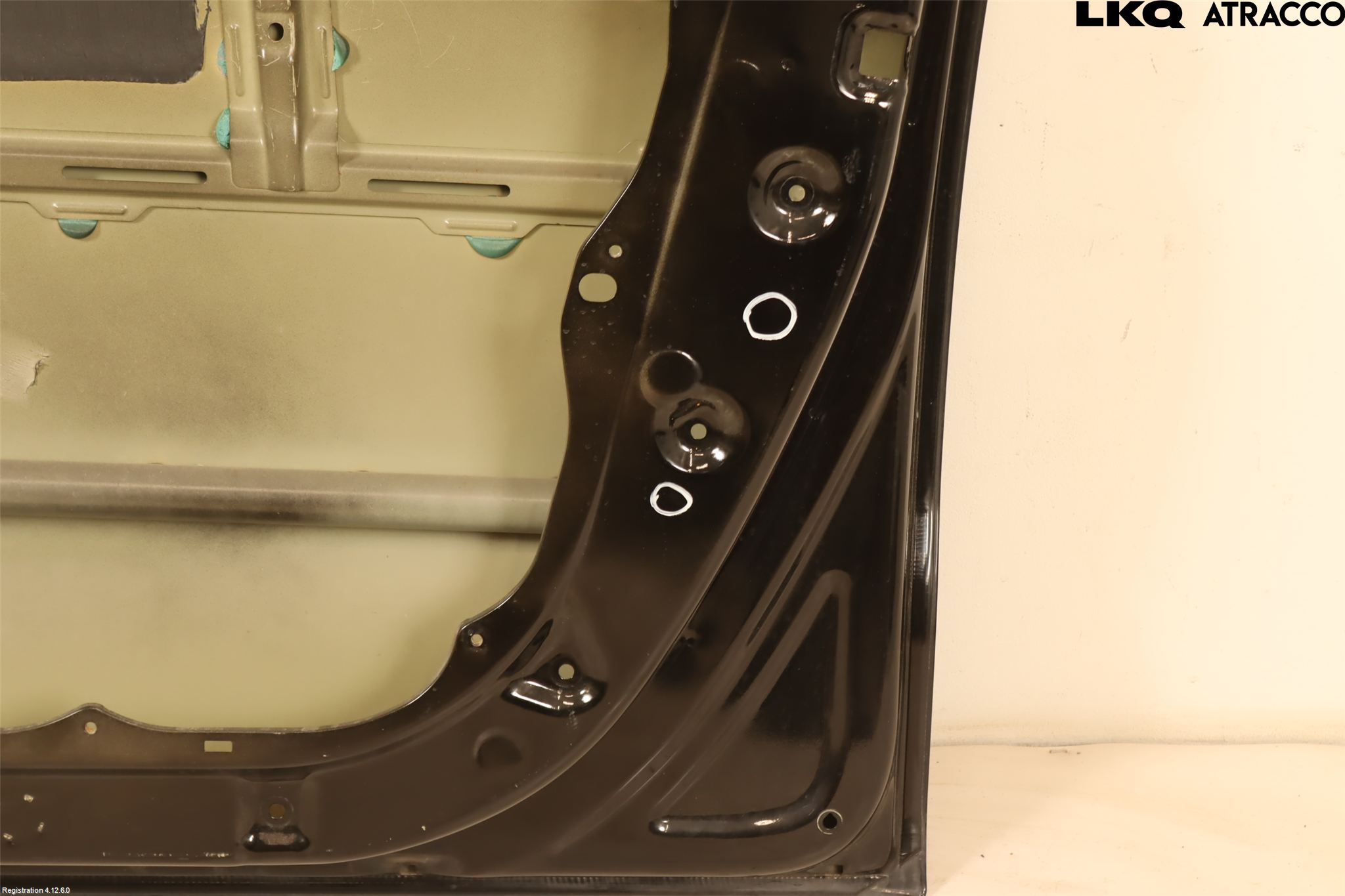 Kia CARENS III 13-19 Dörr Fram Höger