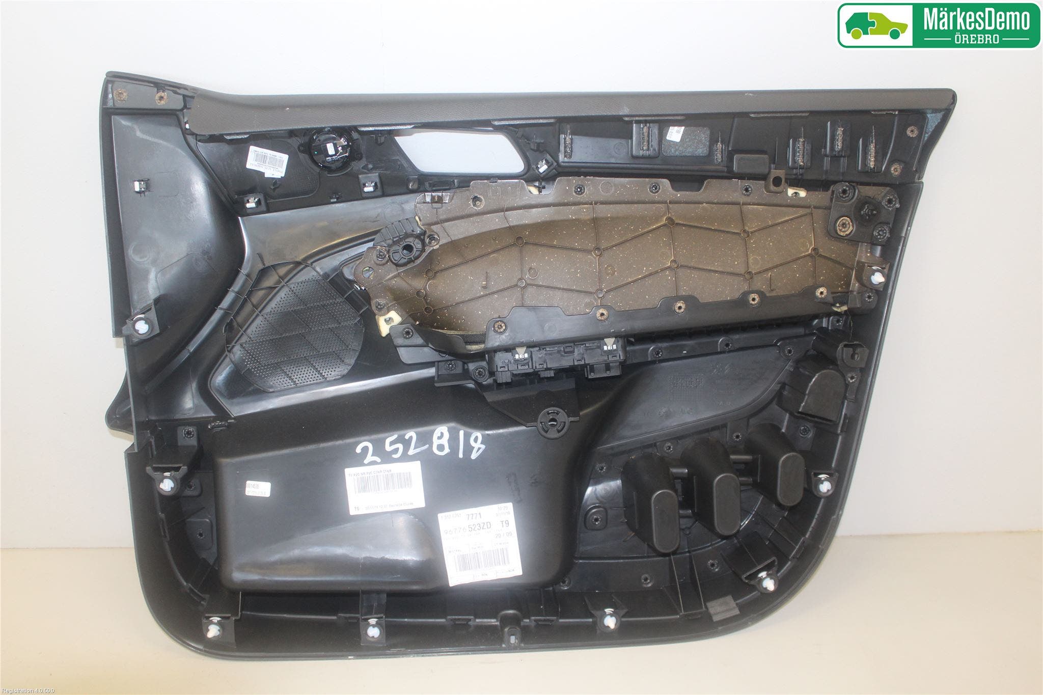 Peugeot 308 14-21 Dörrklädsel Vä