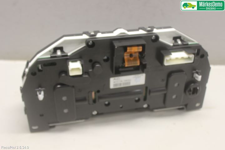 Nissan X-TRAIL 14-21 Instrument Komb