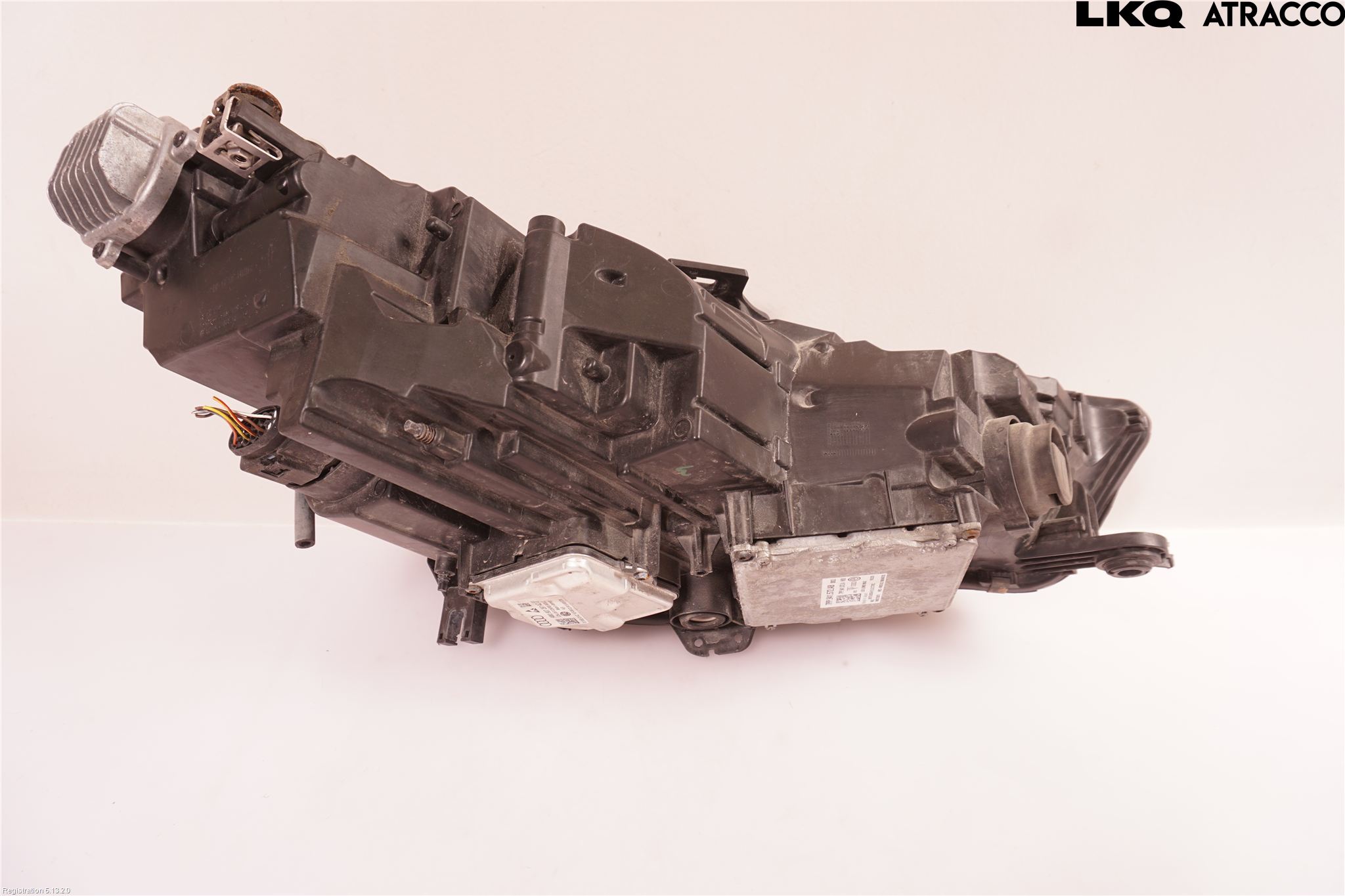 Audi A4/S4 B9 16-19 Strålkastare Vänster