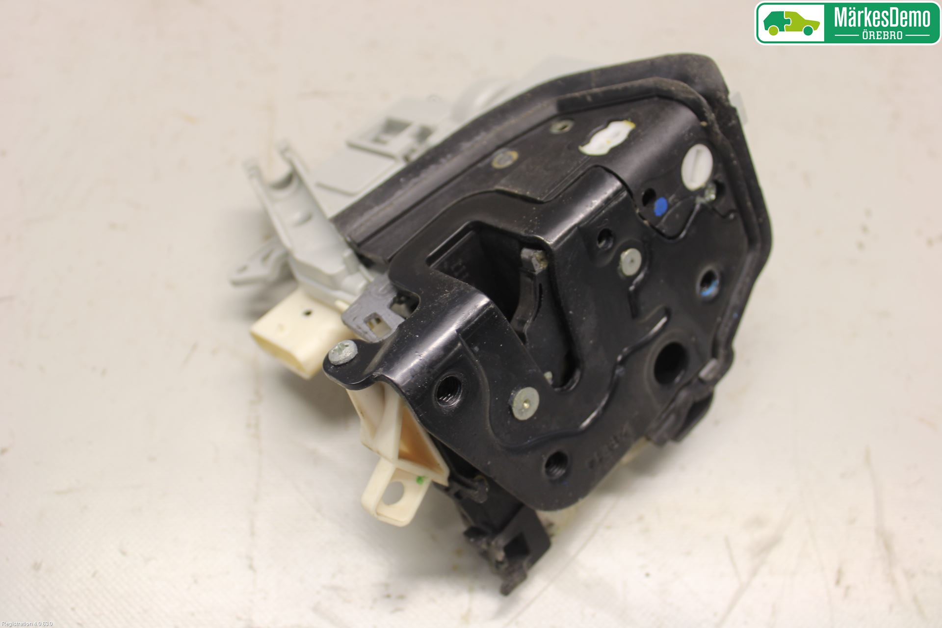 Audi Q7/SQ7 Låskista-Dörrlås