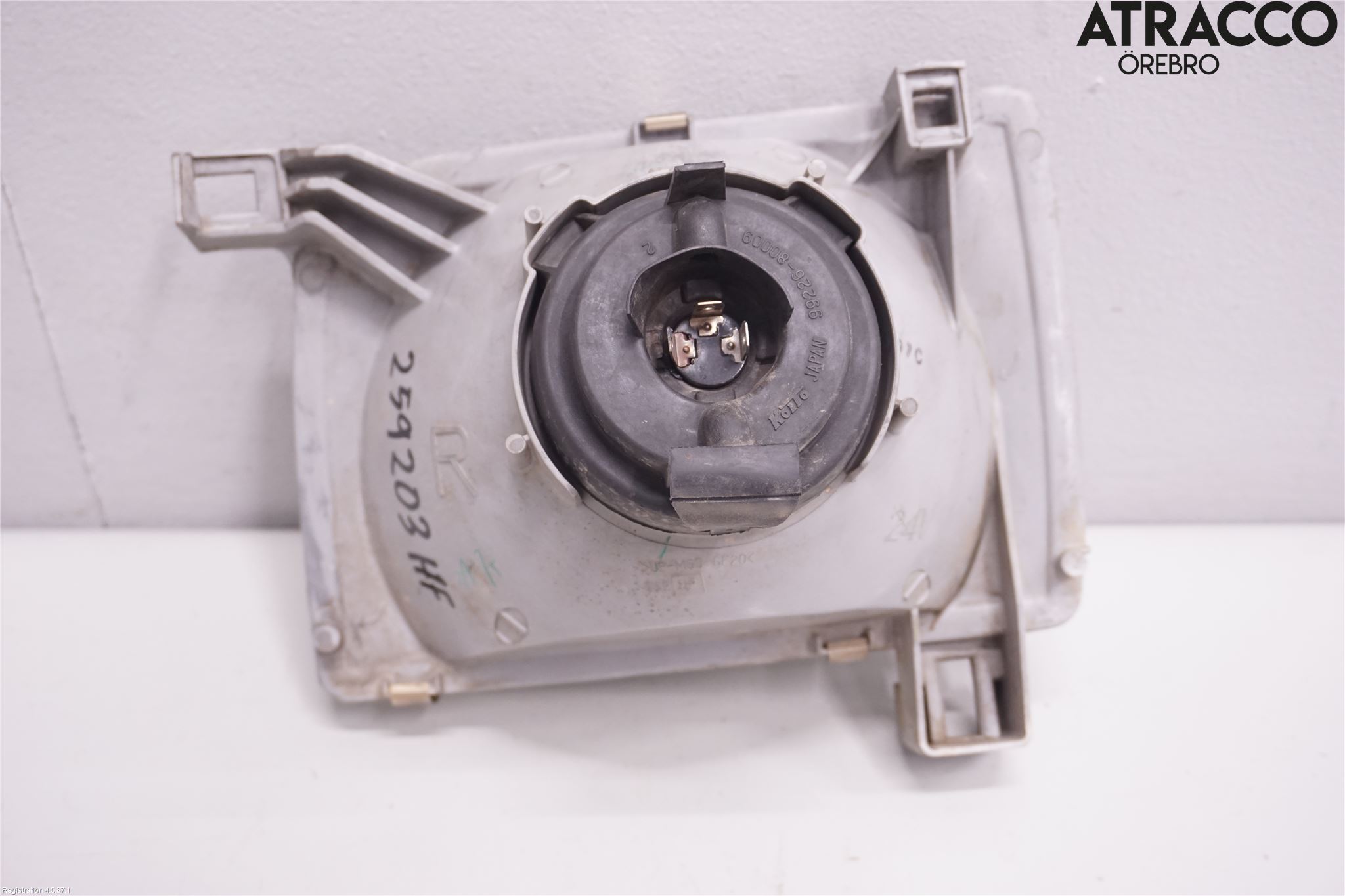 Nissan NAVARA 98-05 Strålkastare Höger