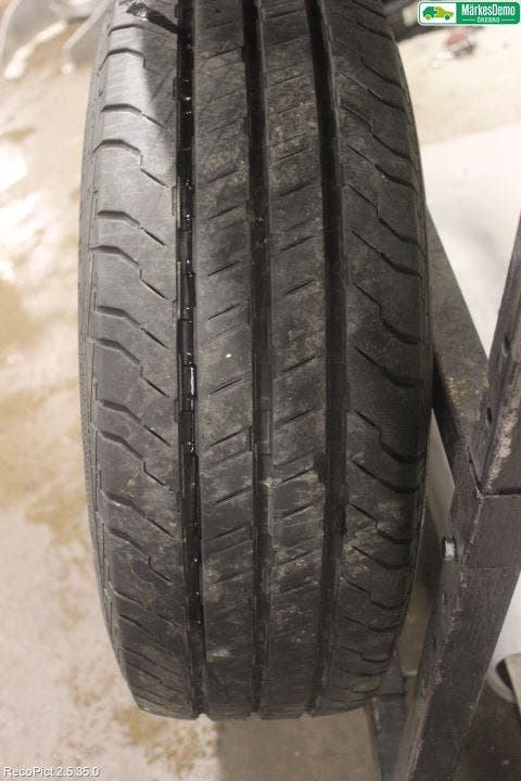 Peugeot EXPERT/E-EXPERT 17- Sommardäck Plåtfälg 4St