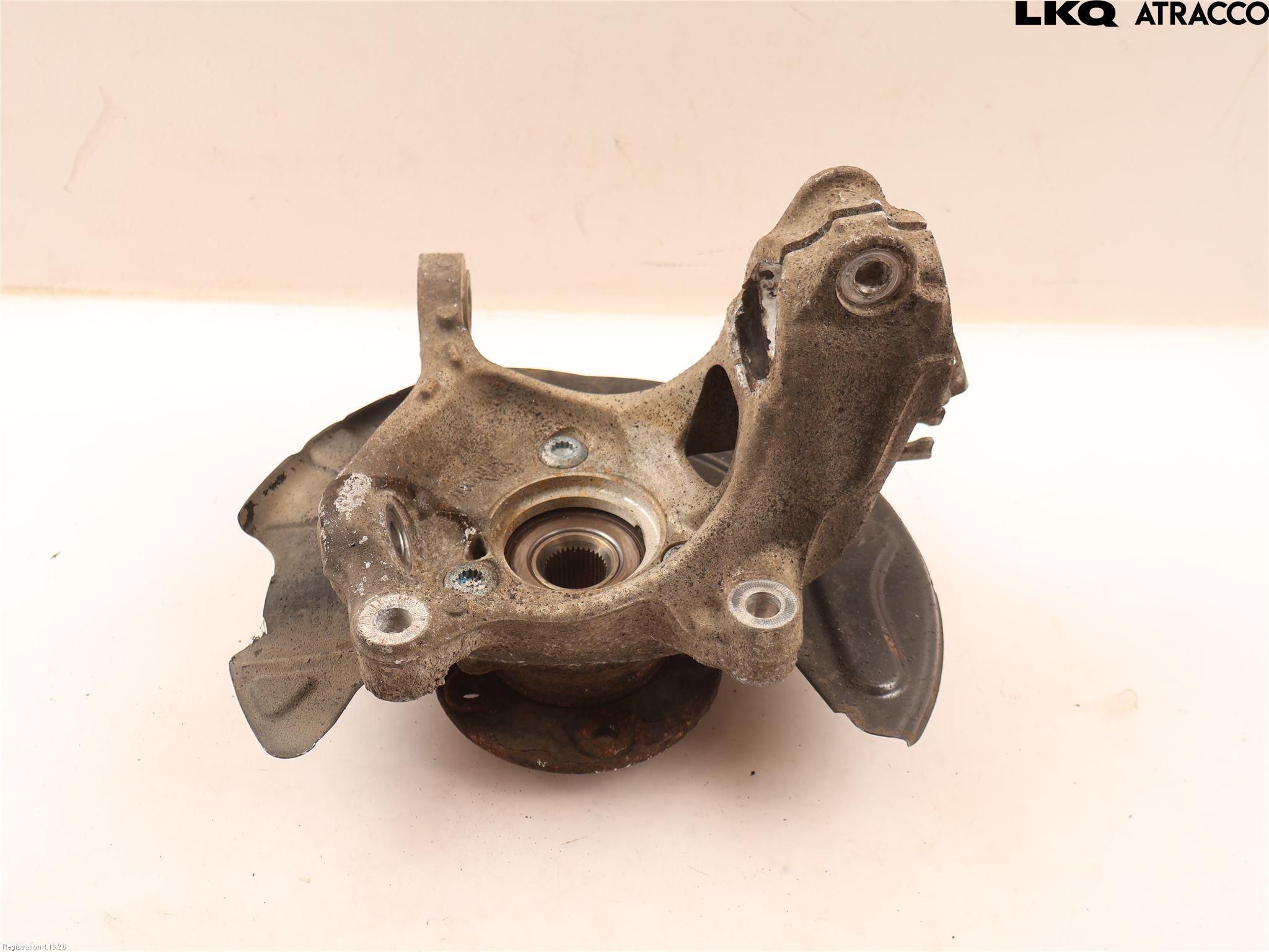 Volkswagen VW PASSAT 15-19 Styrspindel Lagerhus Vä