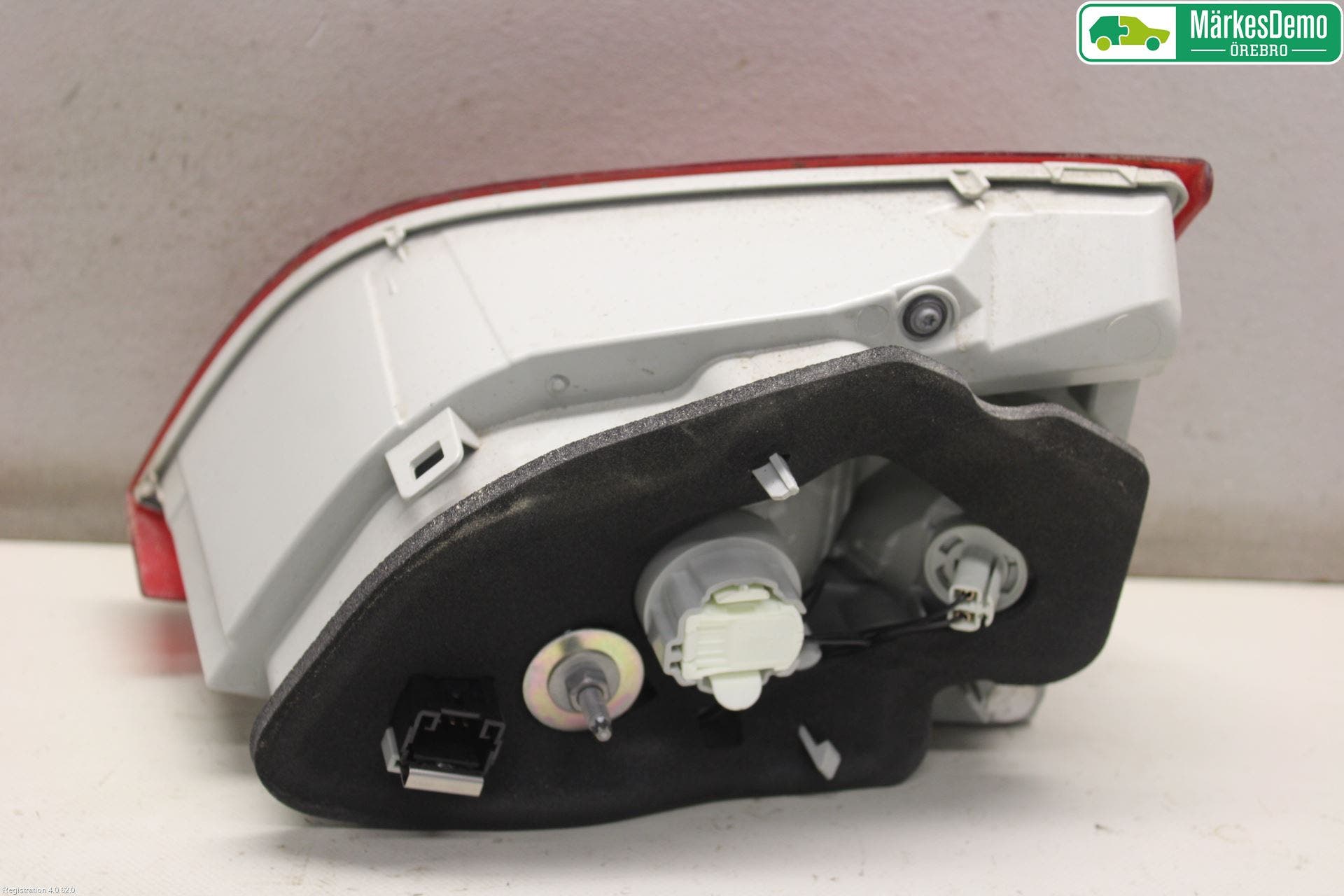 Peugeot 308 14-21 Bakljus Lucka Vä