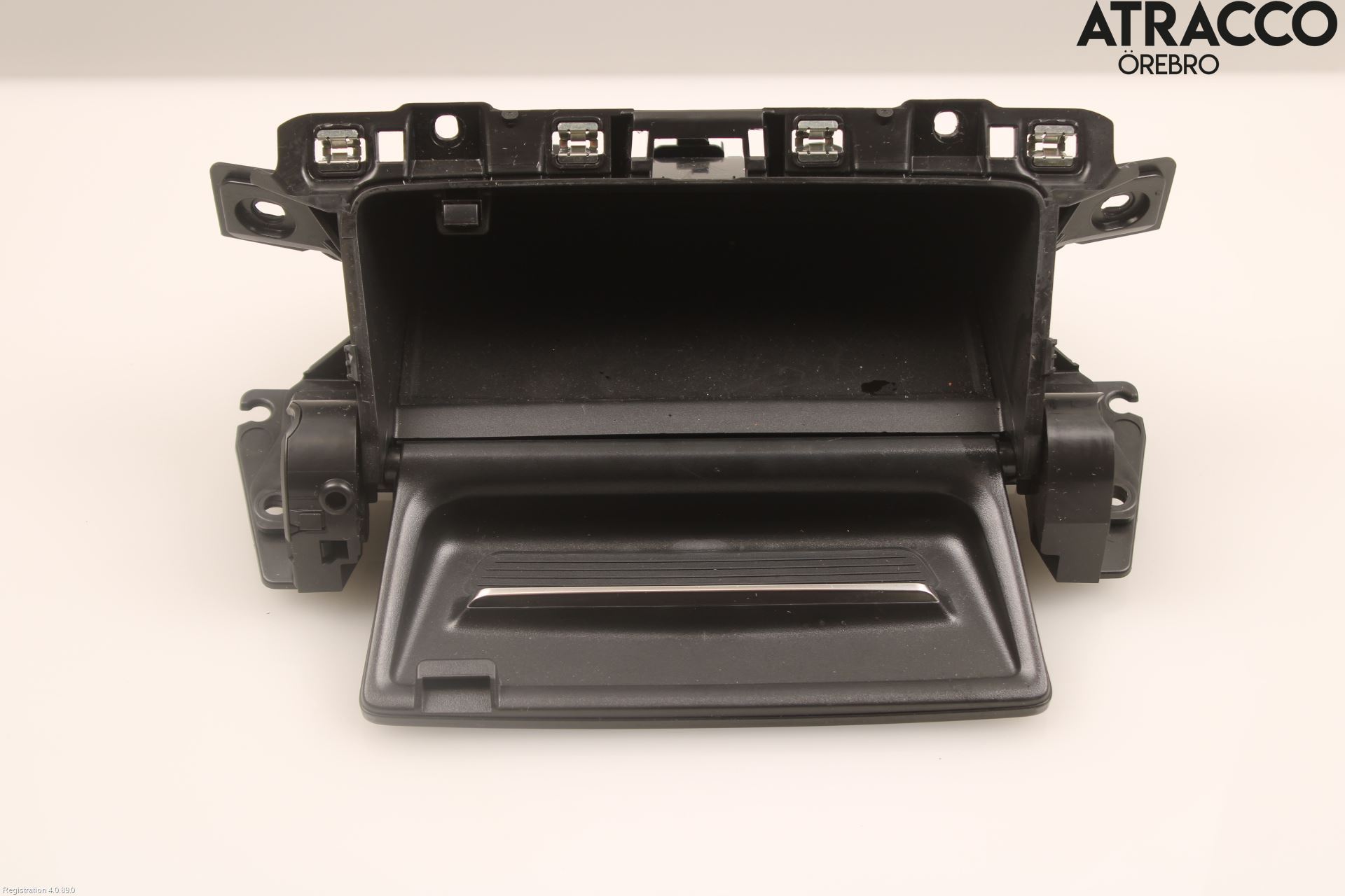 Peugeot 208/E-208 20- Instrumentbräda Förvaringsfack