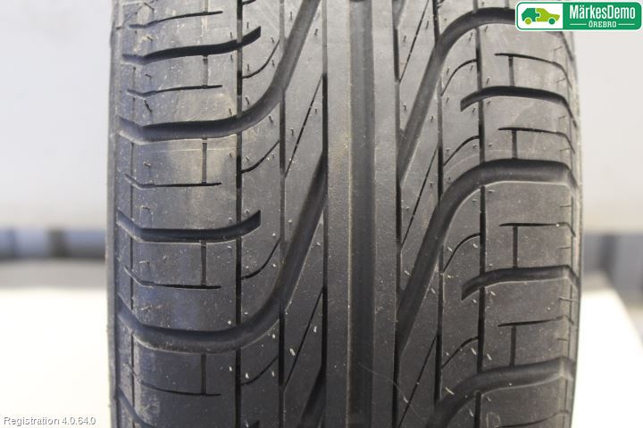 Nissan PRIMERA   97-99 Sommardäck Med Fälg