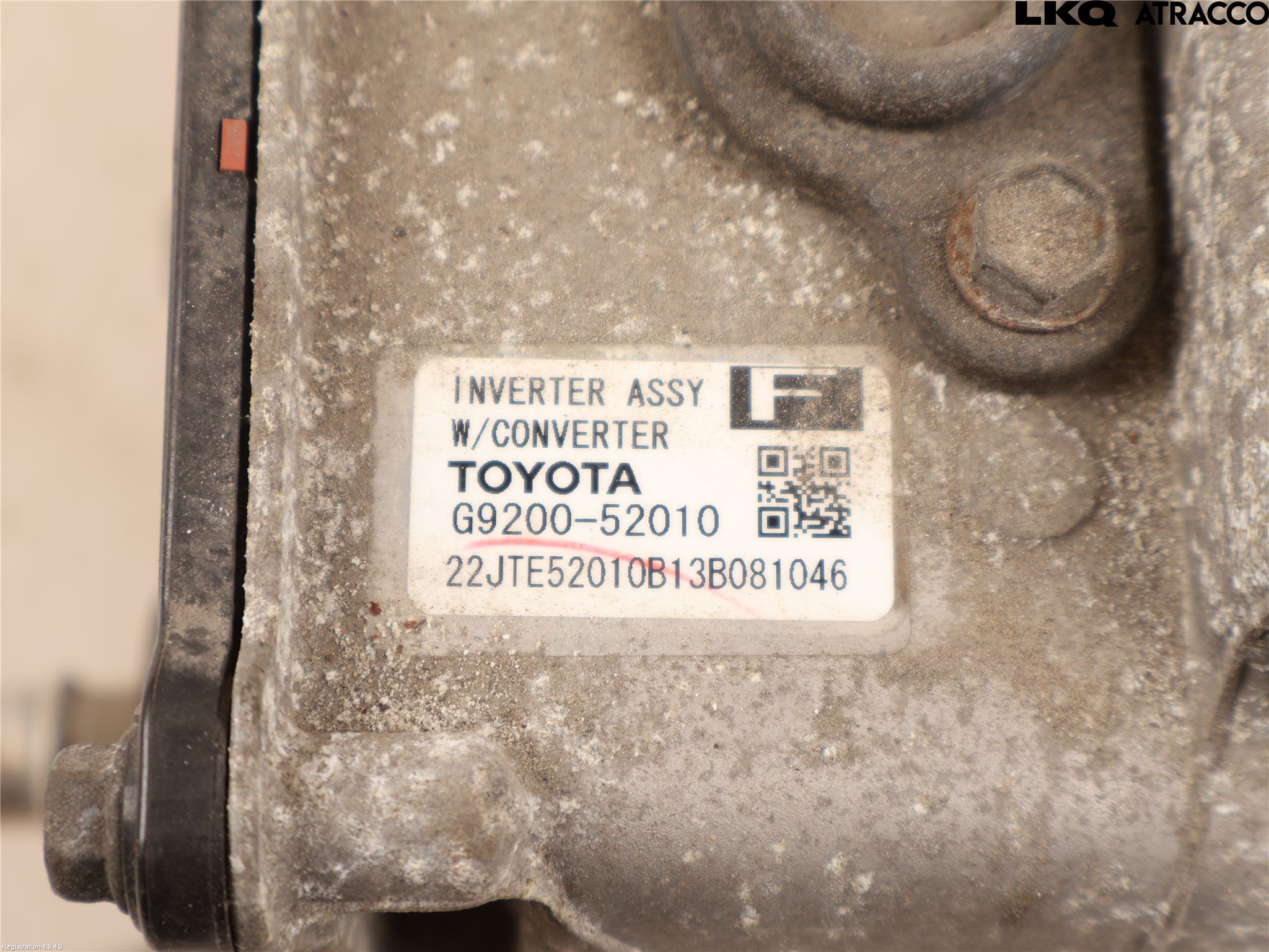 Toyota YARIS XP130 12-14 Hybridconverter