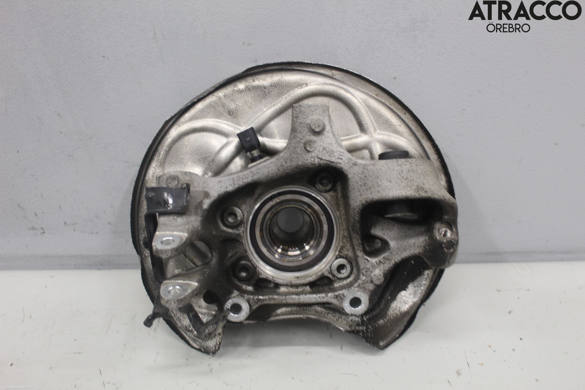 Audi A6 F2/C8 19- Hjullagerhus Bak Hö