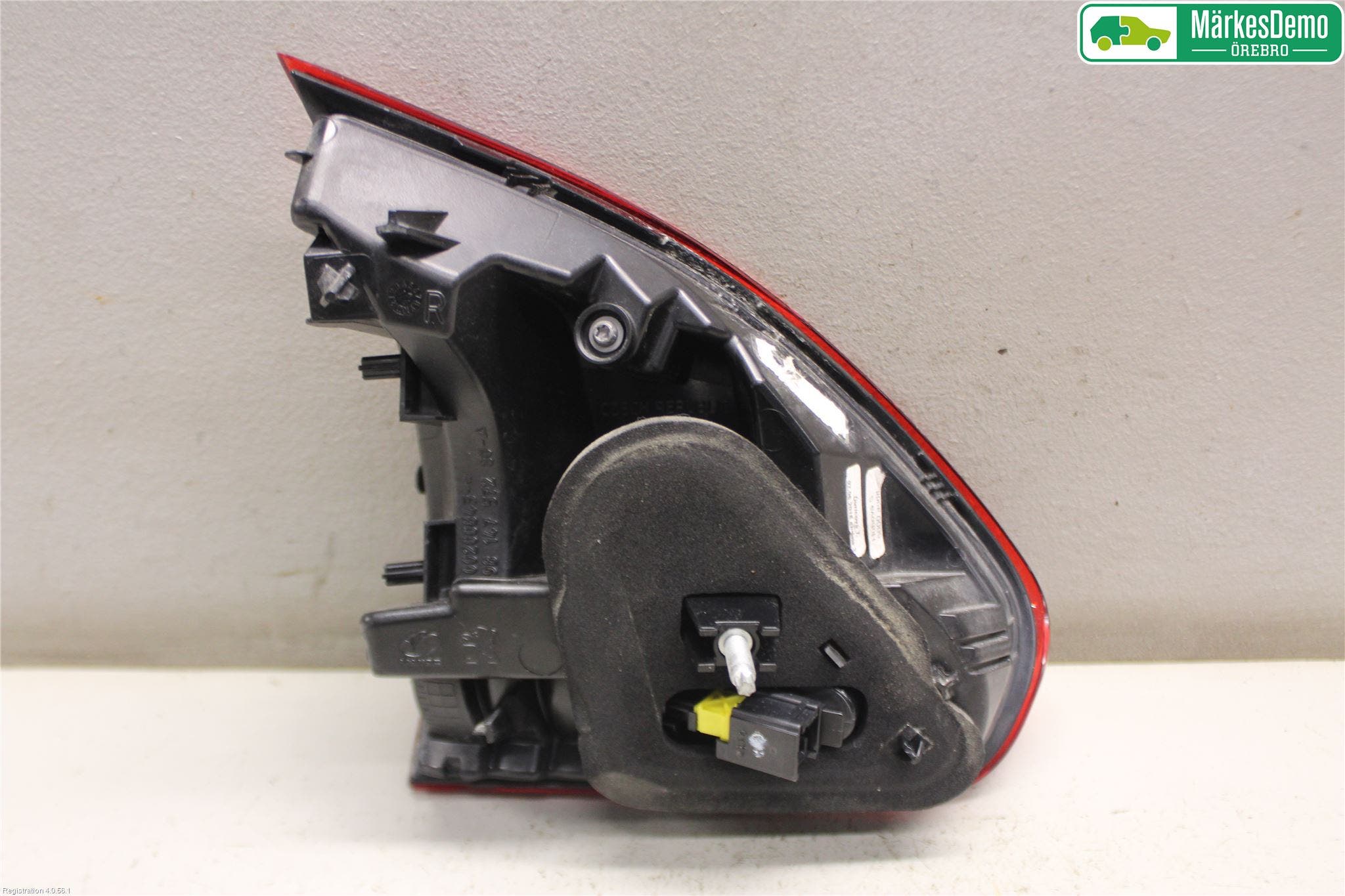 Peugeot 2008 13-20 Bakljus Lucka Hö