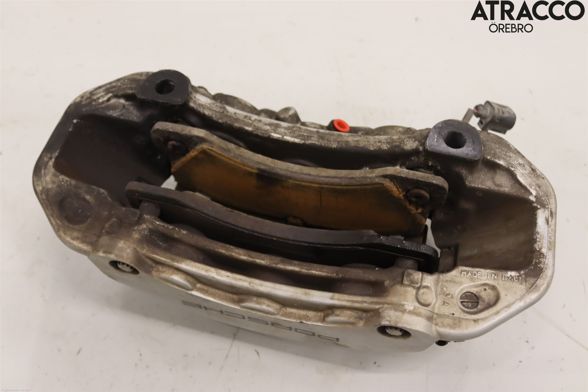 Porsche CAYENNE 03- Bromsok Fram Höger