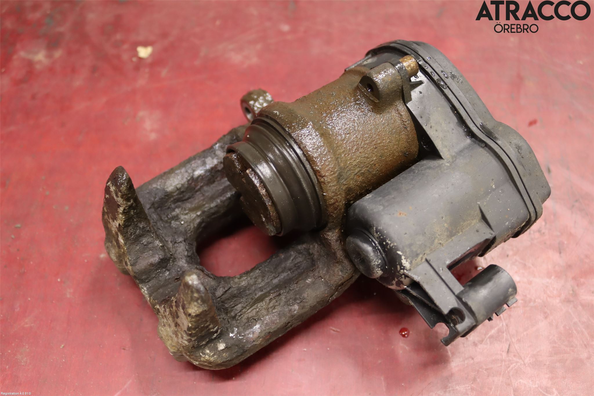BMW 5 F10/F11/F18 09-17 Bromsok Bak Vänster
