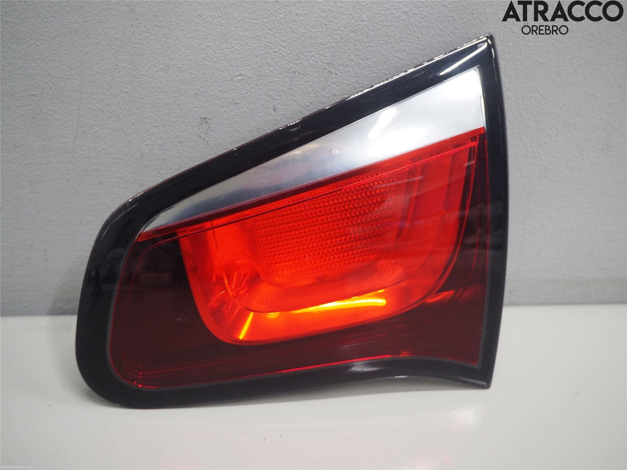 Citroen C3 10-17 Bakljus Lucka Hö