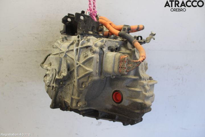 Toyota YARIS XP130 12-14 Växellåda Automat