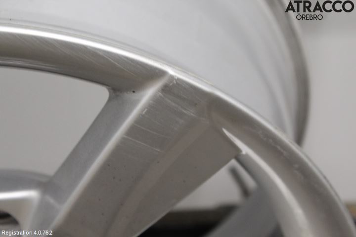 Audi A4/S4 B9 16-19 Fälg Aluminium