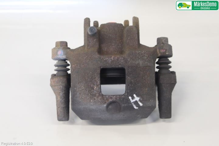 Mitsubishi SPACE STAR 13- Bromsok Fram Höger