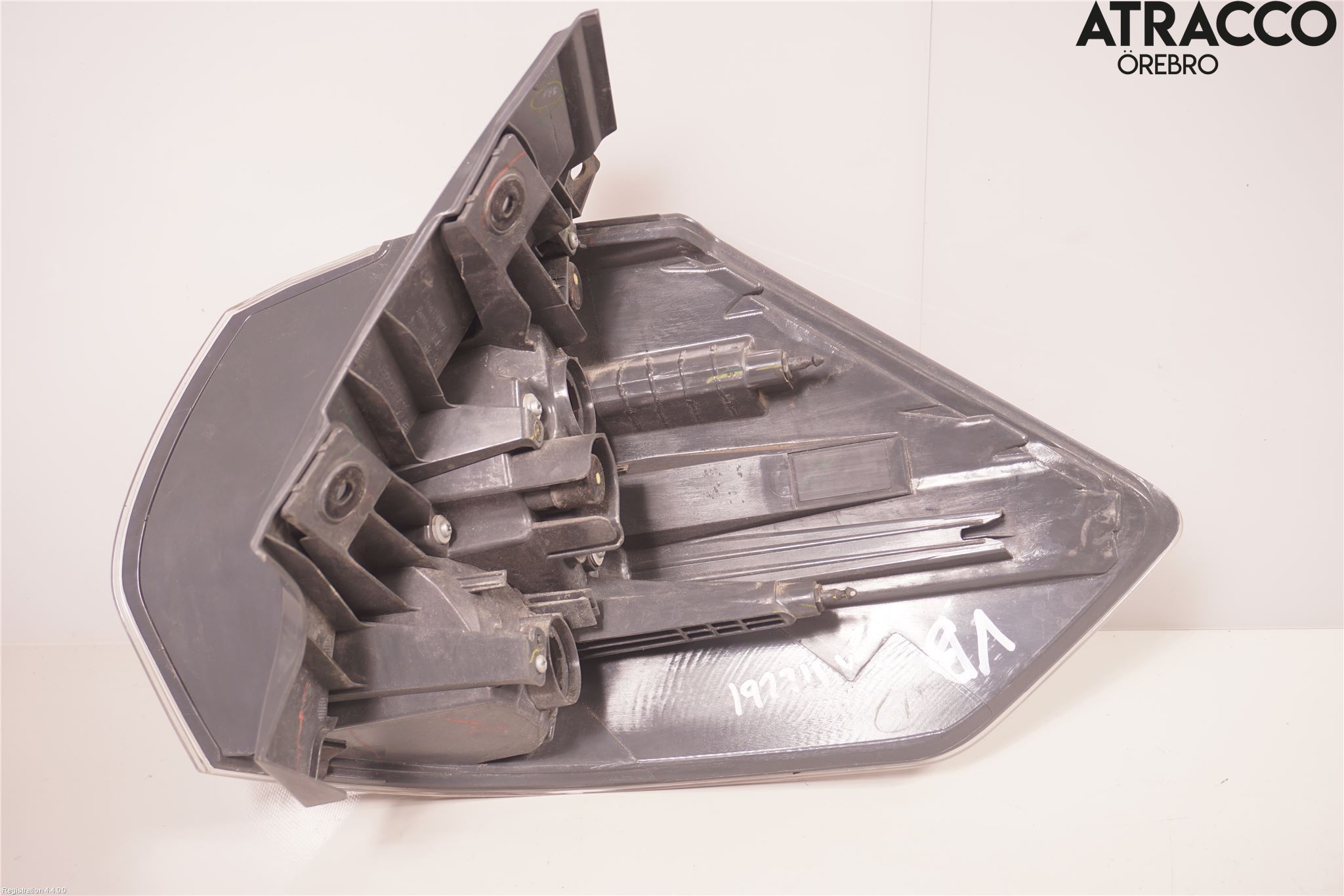 Nissan X-TRAIL 14-21 Bakljus Vänster