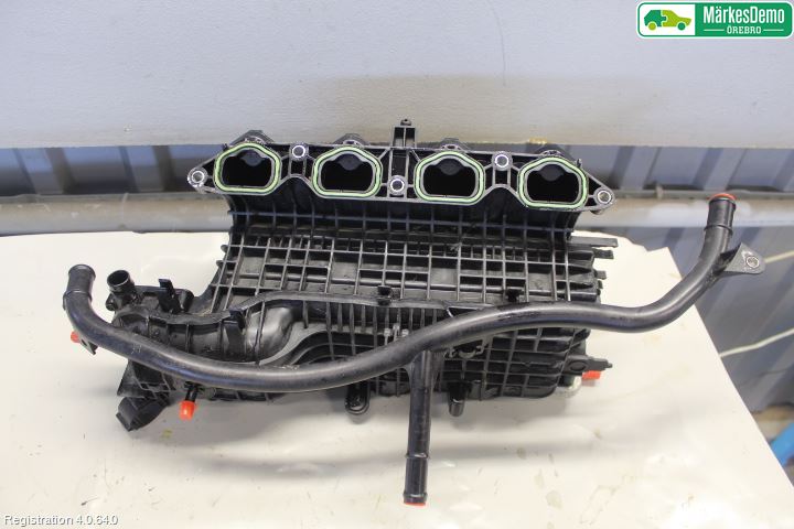 Volkswagen VW GOLF / E-GOLF VII 13-20 Grenrör Insug