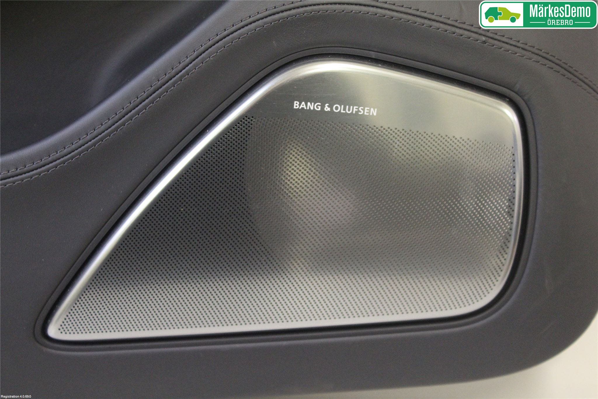 Audi A8/S8 4H 10-17 Dörrklädsel Vä